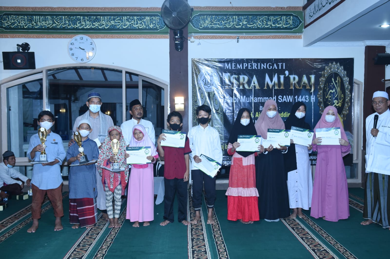 ../_BatikAssets/Images/Contents/5759d180-7b76-4ae4-afbf-bd0b7821291e.jpeg