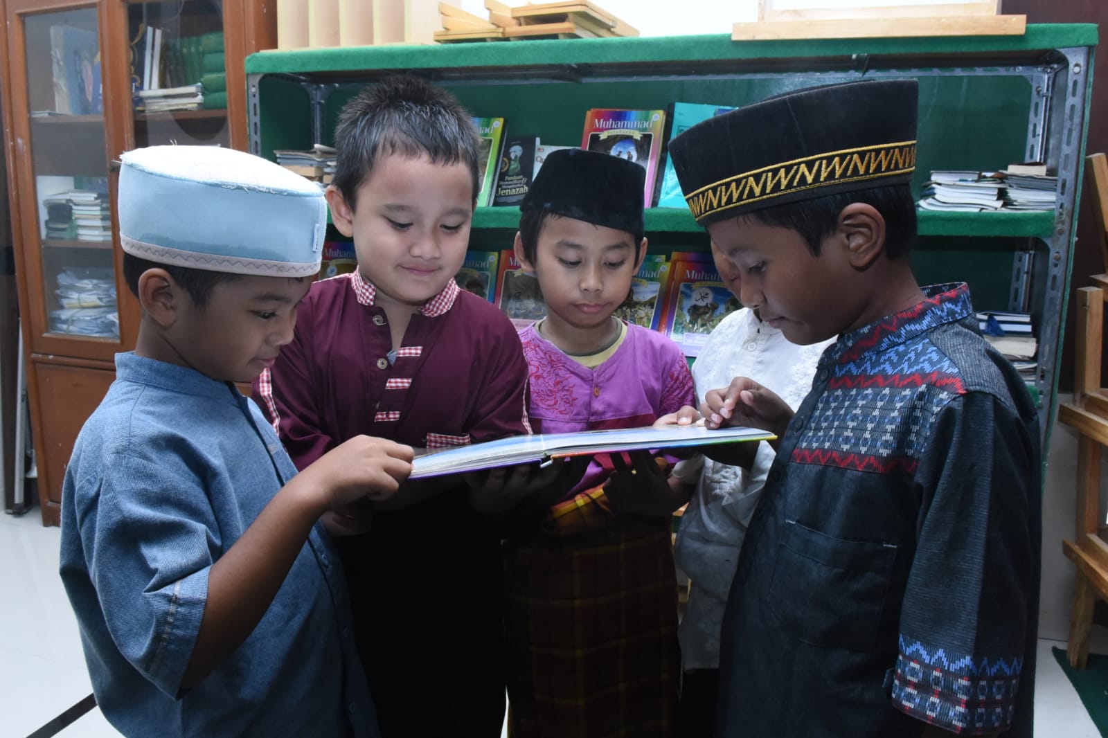 ../_BatikAssets/Images/Contents/7a58bd7a-52af-4159-82e6-0f664039bc54.jpg