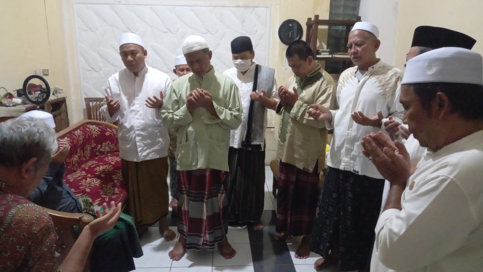 ../_BatikAssets/Images/Contents/e0ae5884-04ef-4729-9582-6694da8e390d.jpg